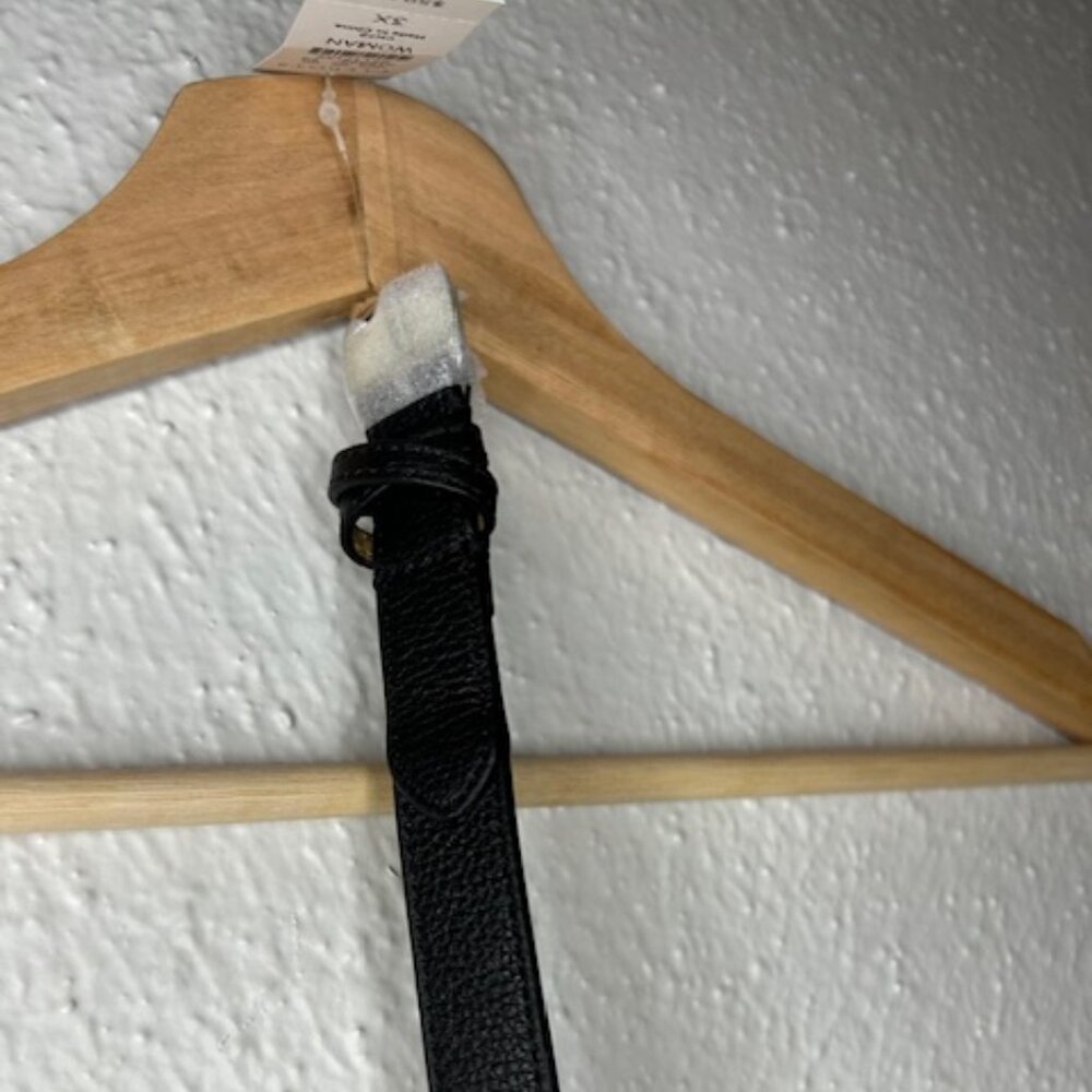 Talbots Plus Black Leather Skinny Belt Size 3X - Picture 5 of 5